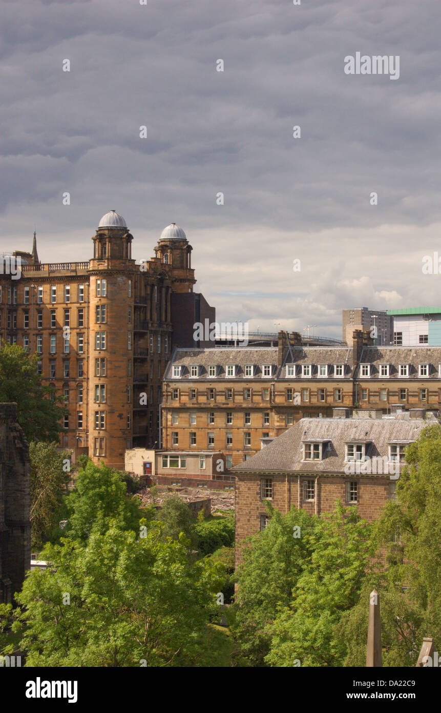 Glasgow Royal Infirmary aus der Nekropole Stockfoto