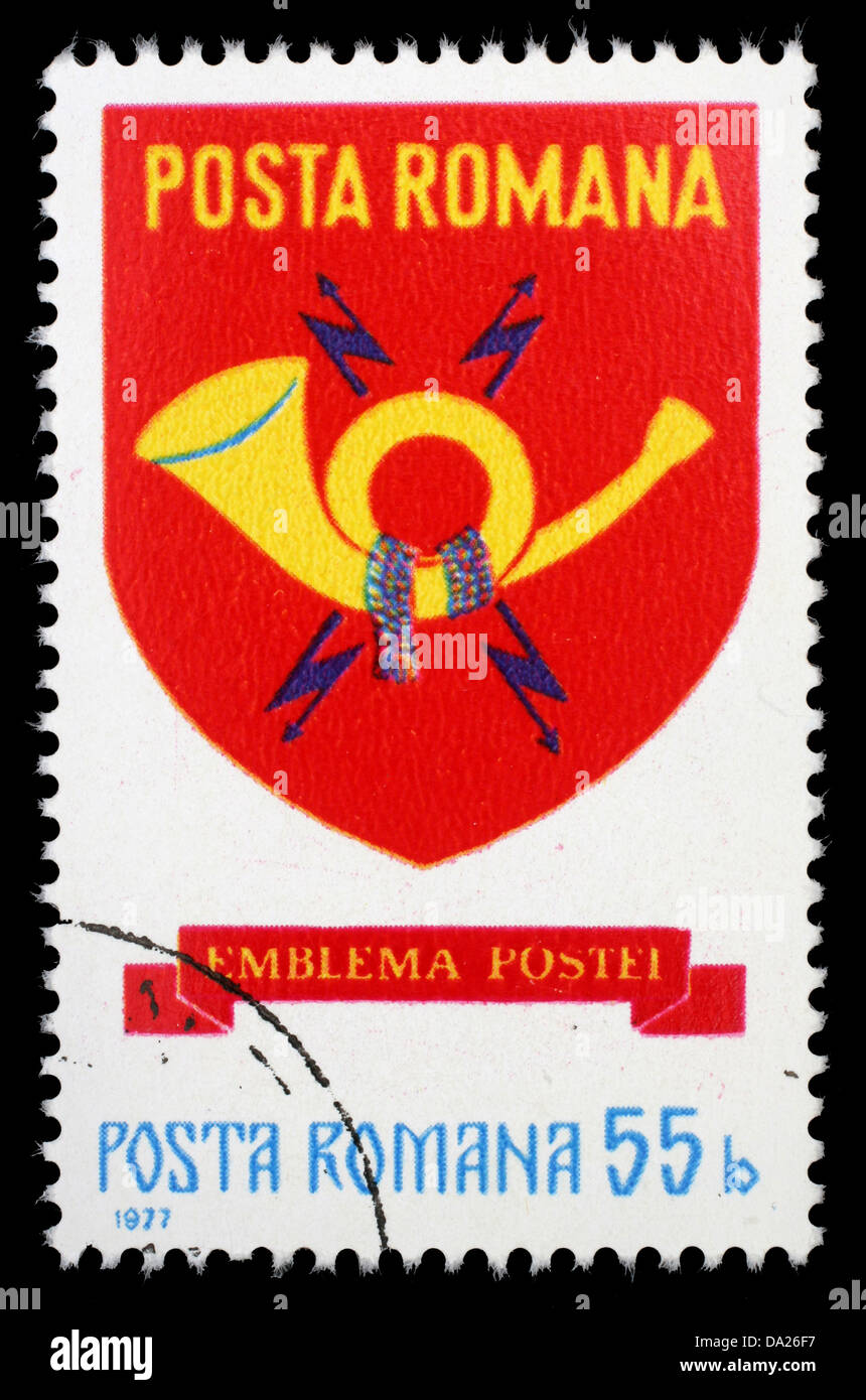 Rumänien - CIRCA 1977: Eine Briefmarke gedruckt in Rumänien zeigt Post Emblem, ca. 1977 Stockfoto
