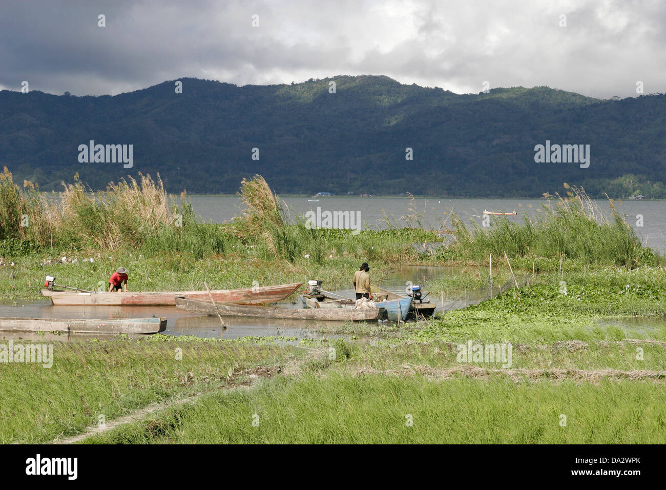 Lake Tondano in der Nähe von Manado, Sulawesi, Indonesien Stockfoto