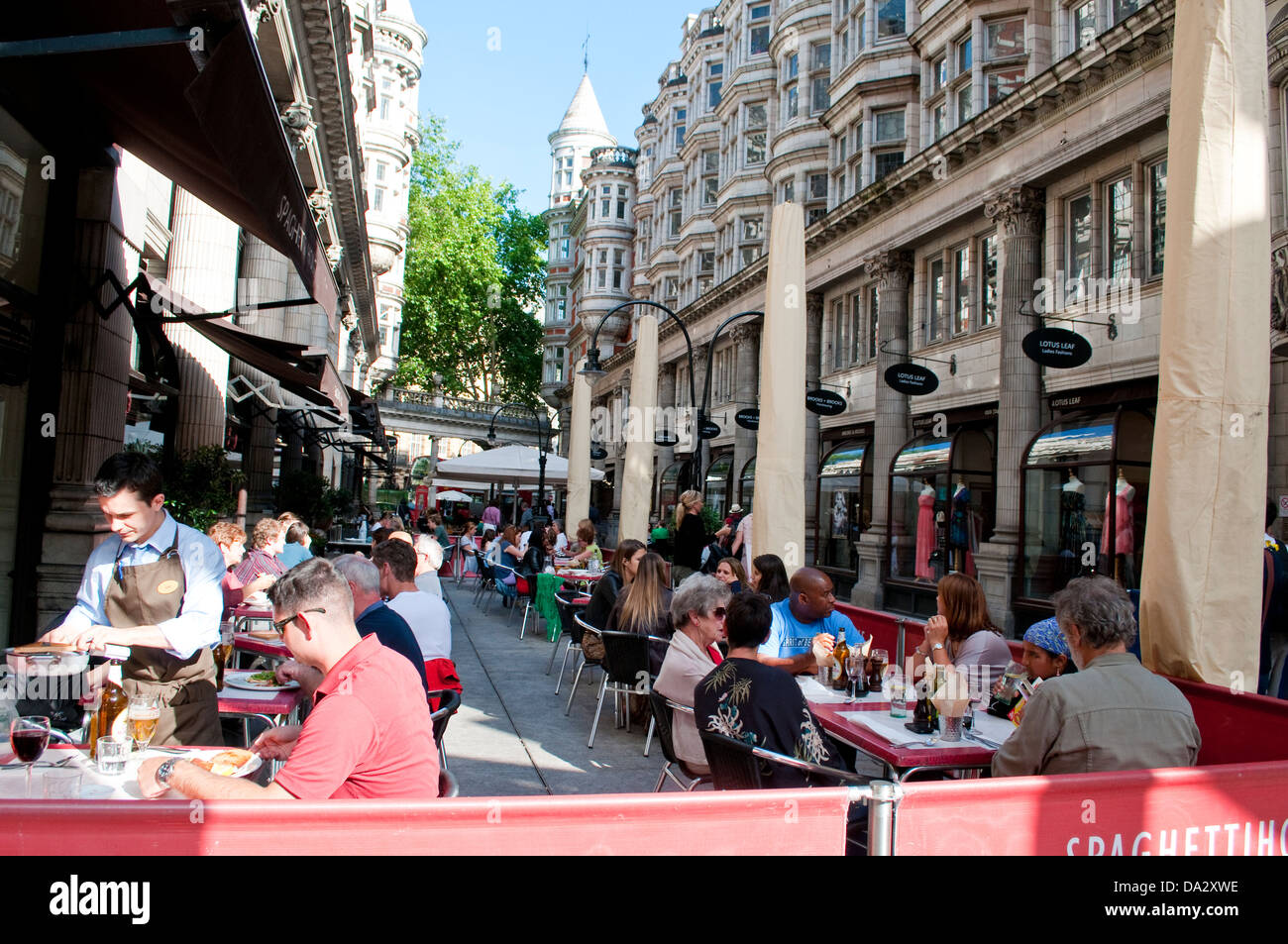 Restaurants in sizilianischen Avenue, London, UK Stockfoto