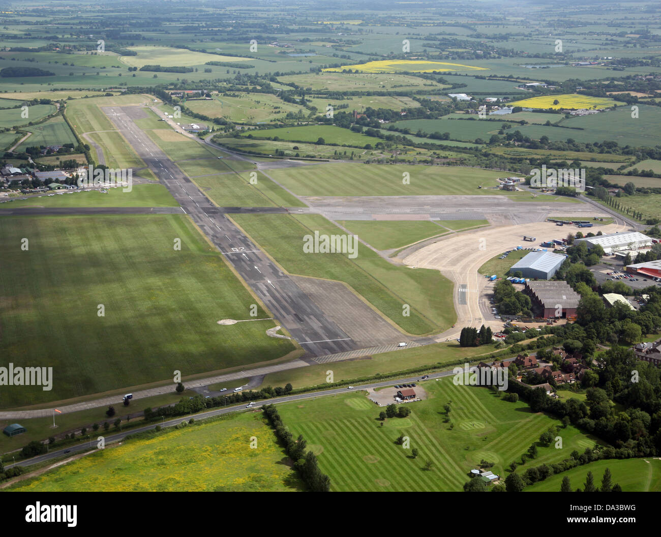 Luftaufnahme des North Weald Airfield in Essex Stockfoto
