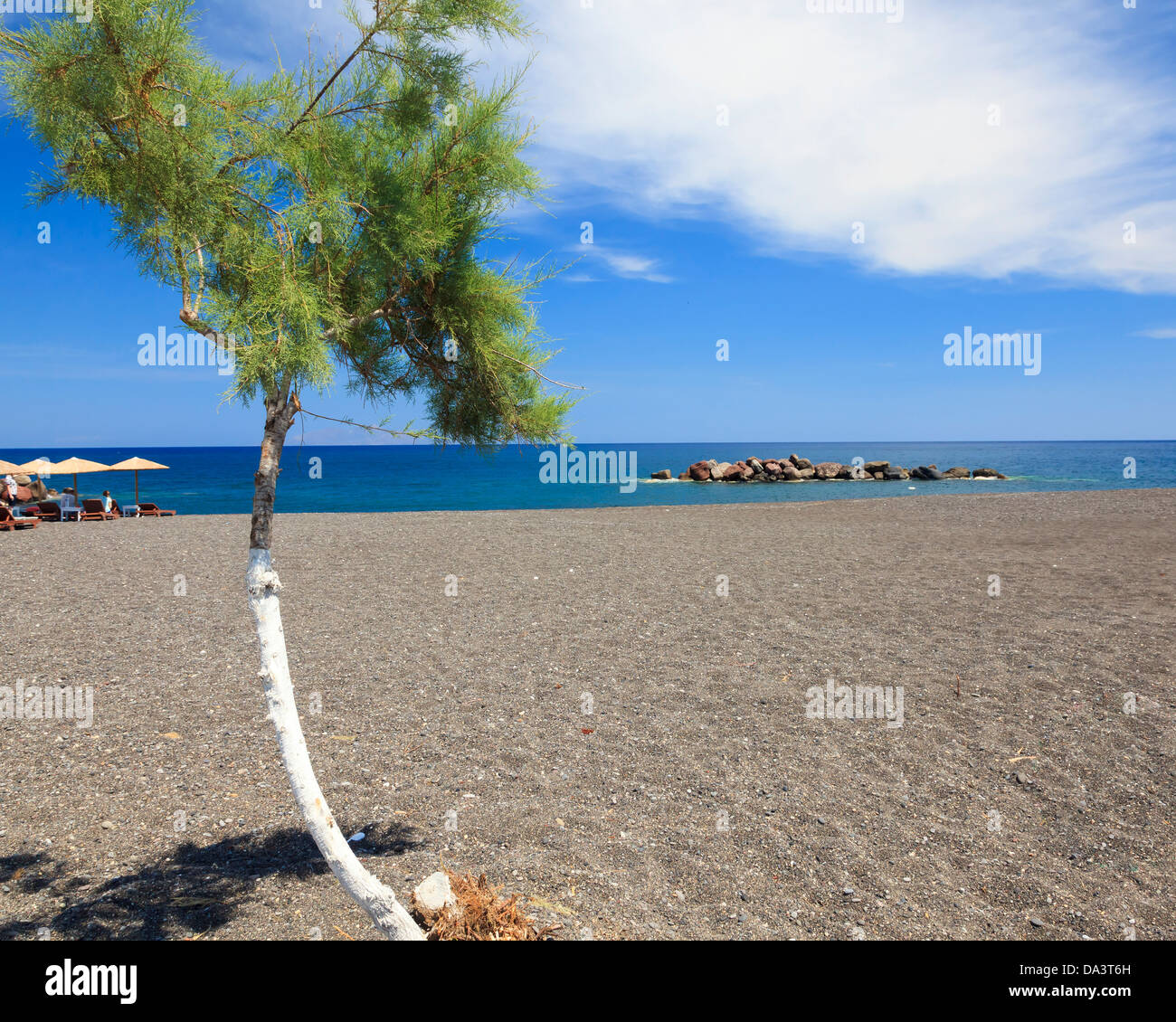Kamari Beach auf der griechischen Insel Santorini Stockfoto