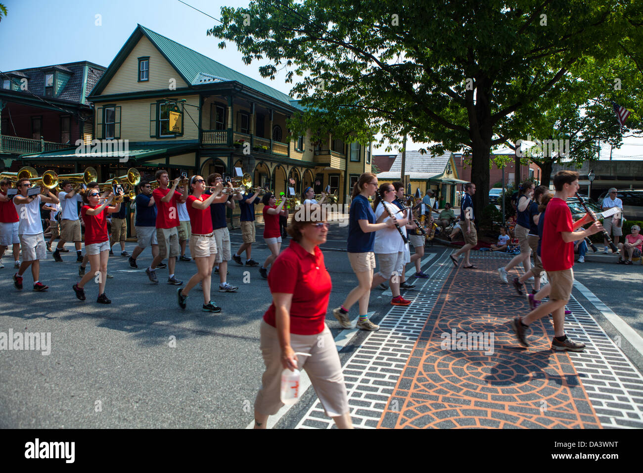 Eine patriotische Memorial Day Parade in einer kleinen Stadt in Amerika. Stockfoto