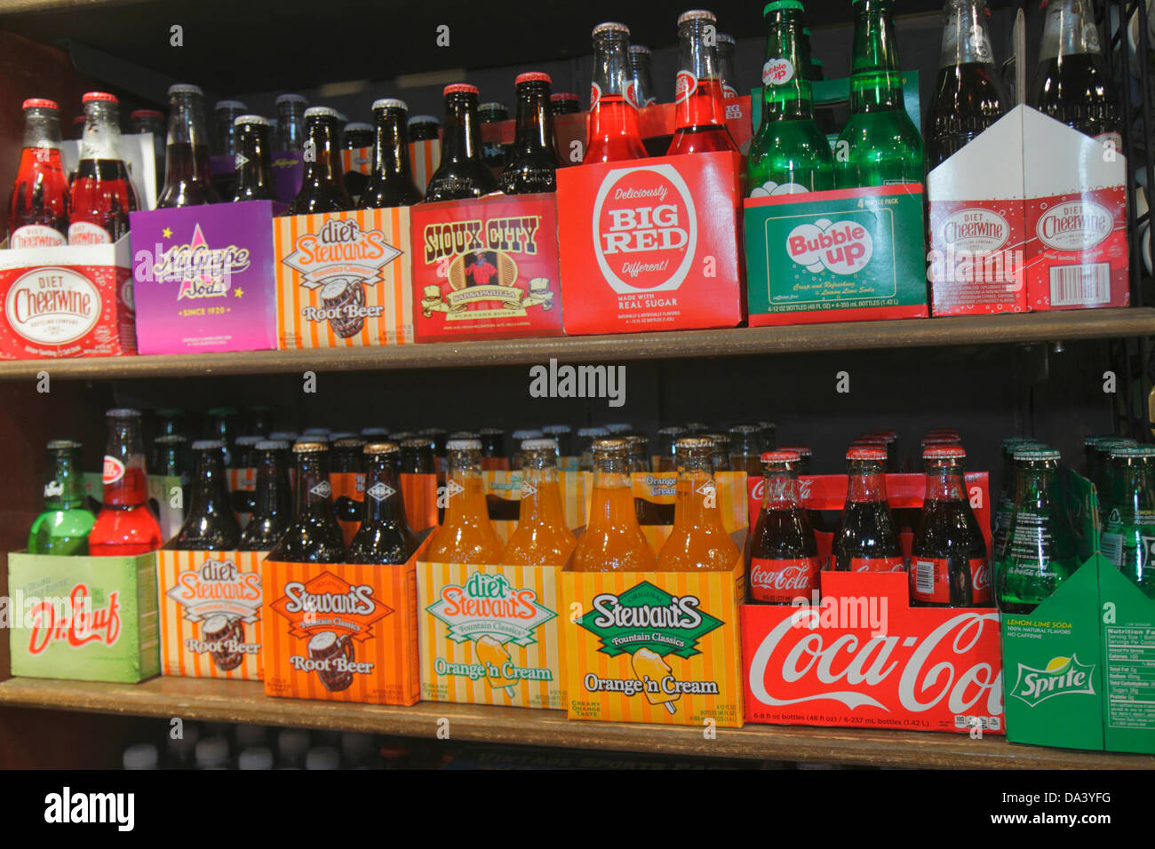 Stuart Florida, Cracker Barrel, Restaurant Restaurants Essen Essen Essen Essen Essen gehen Cafe Cafés Bistro, Old Country Store, Americana, Softdrinks, Getränke Getränke Stockfoto