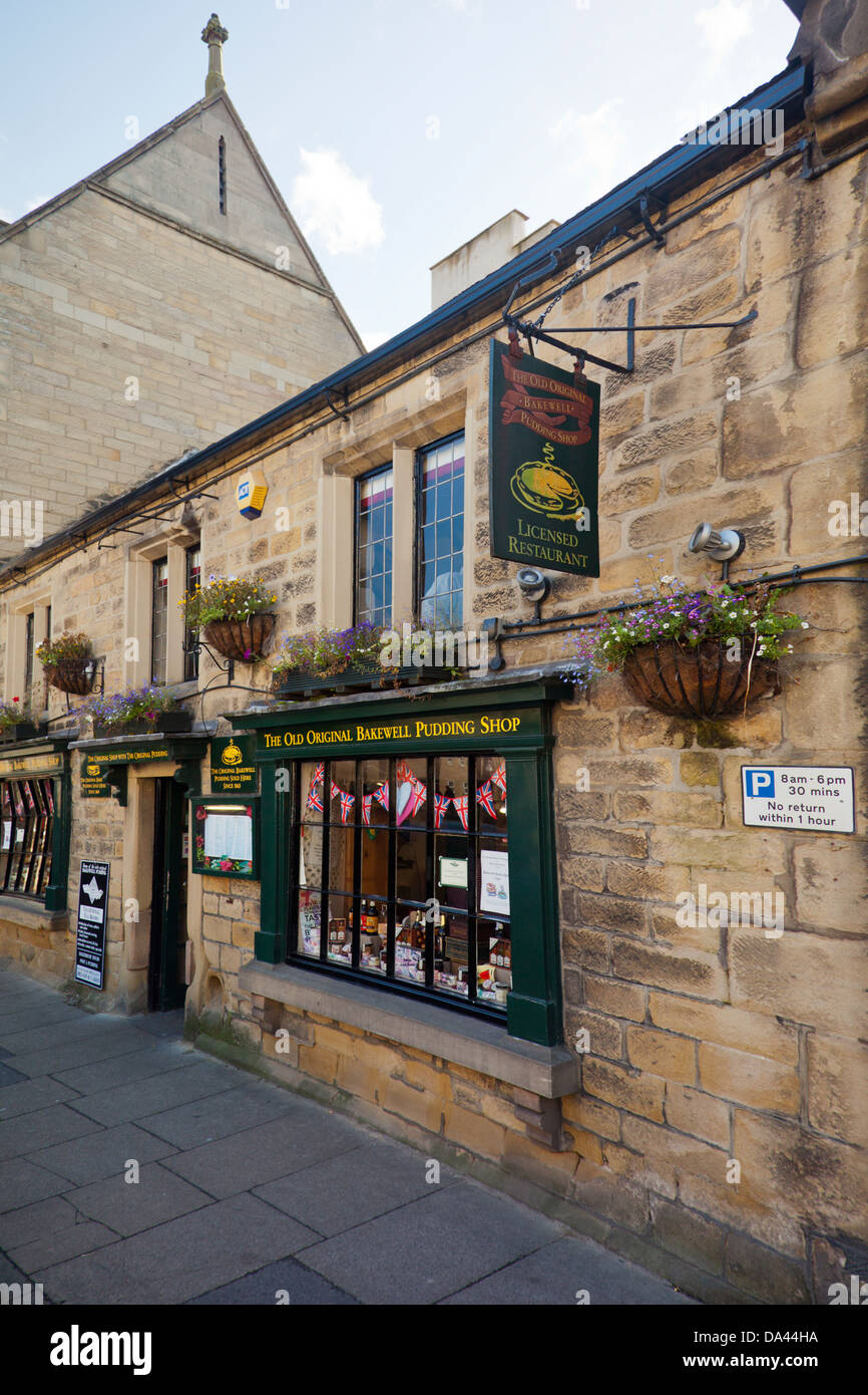 Die "Original Bakewell Pudding Shop" in Bakewell, Derbyshire, England, UK Stockfoto