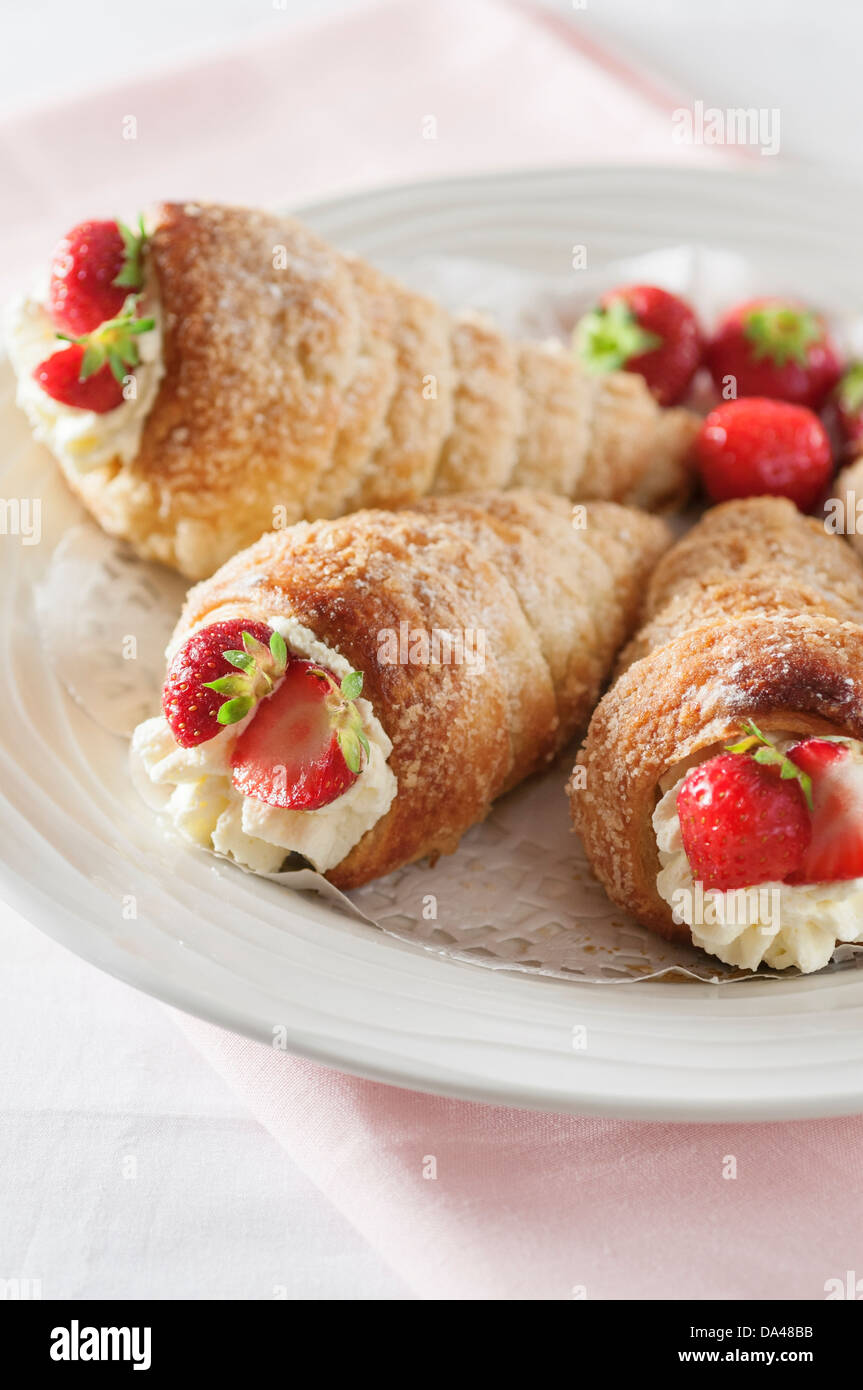 Creme-Hörner traditionelle Creme Kuchen Stockfoto