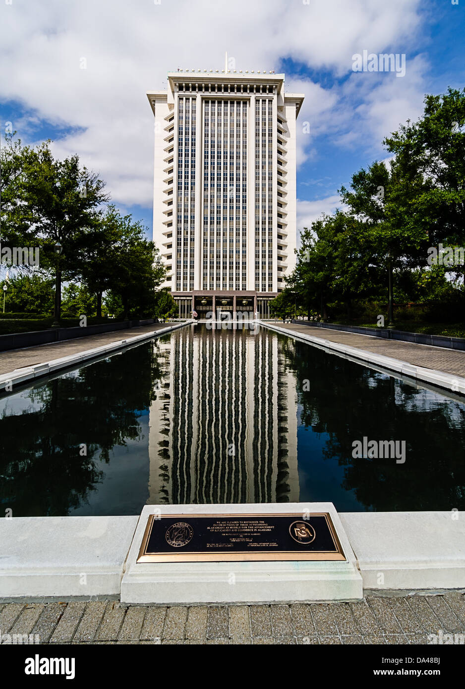 Bild ist der Ruhestand Systems of Alabama Gebäude im Zentrum von Montgomery, Alabama Stockfoto