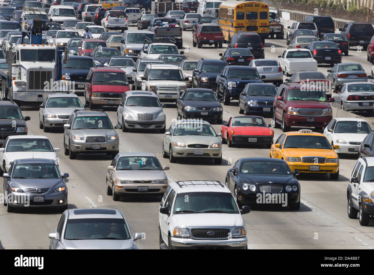 Los Angeles, Ca - 25. Mai: Autobahn der Verkehr in Richtung Norden - Süden, auf der Autobahn in Los Angeles, Kalifornien, USA am 25. Mai 2007. Stockfoto