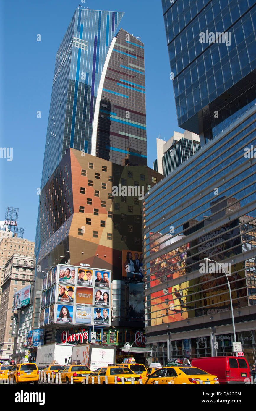 EIGHTH AVENUE FORTY SECOND STREET MIDTOWN MANHATTAN NEW YORK USA Stockfoto