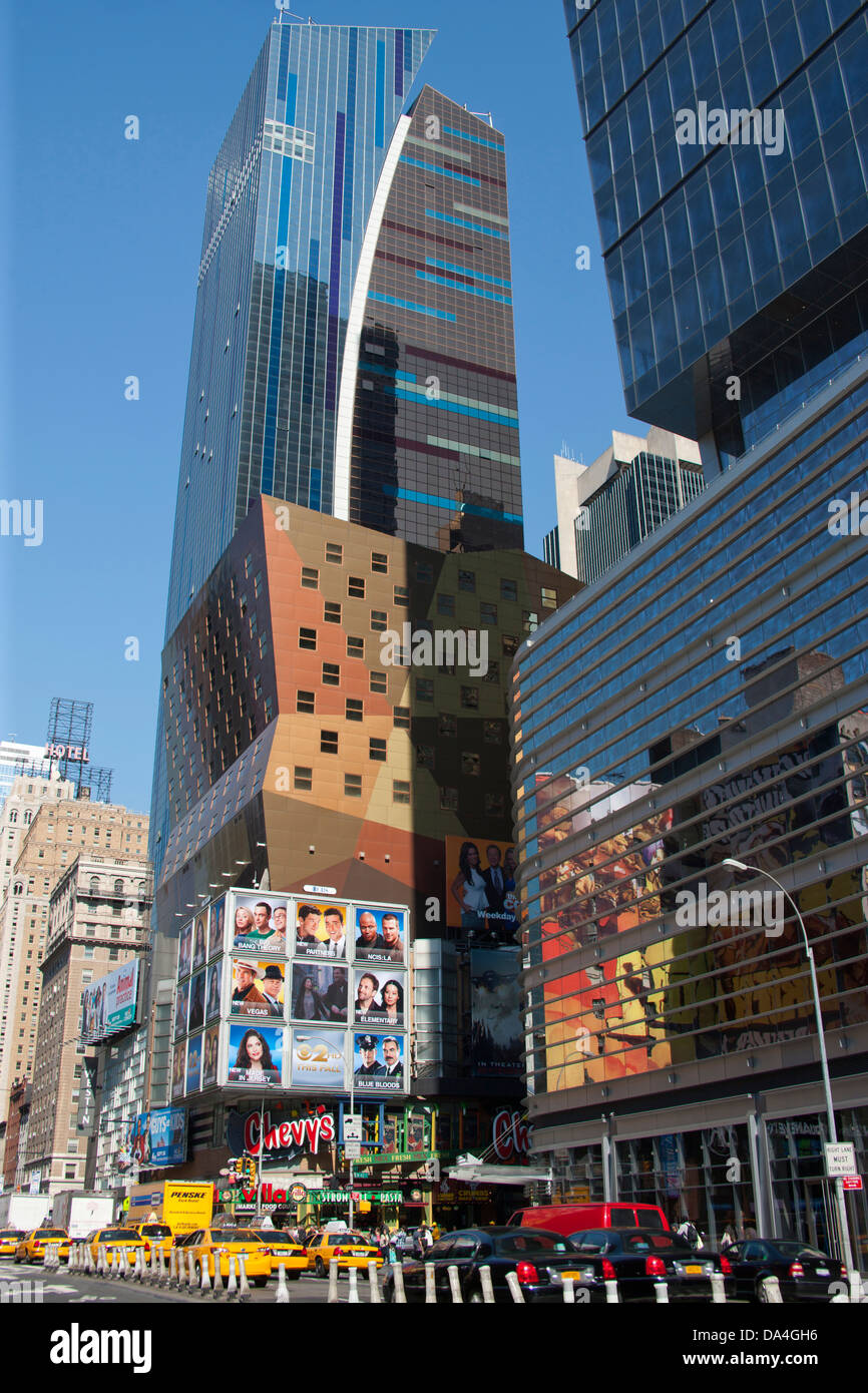 EIGHTH AVENUE FORTY SECOND STREET MIDTOWN MANHATTAN NEW YORK USA Stockfoto