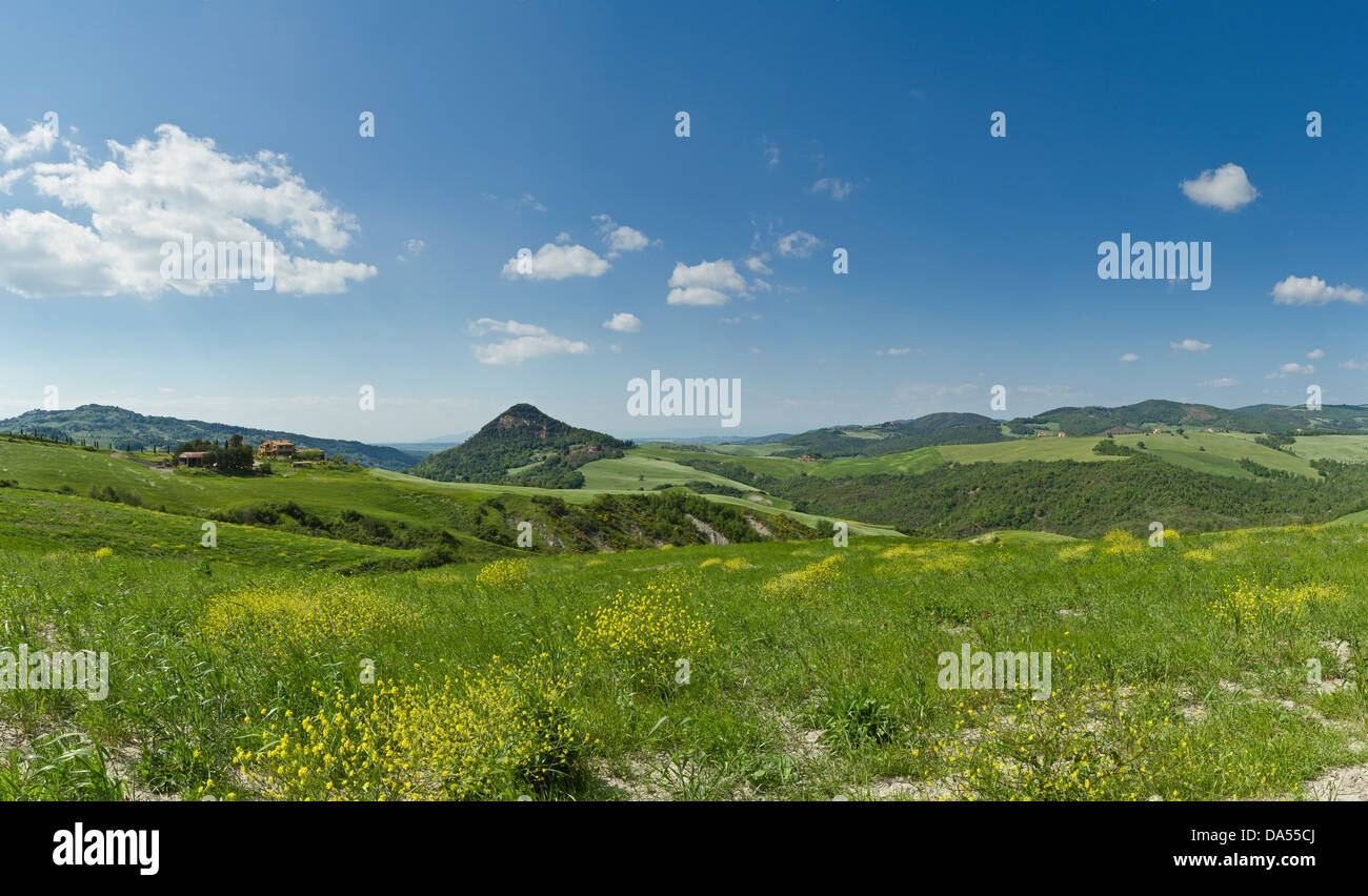 Volterra, Italien, Europa, Toskana, Toscana, Wiese, Berg, grün, blau Stockfoto