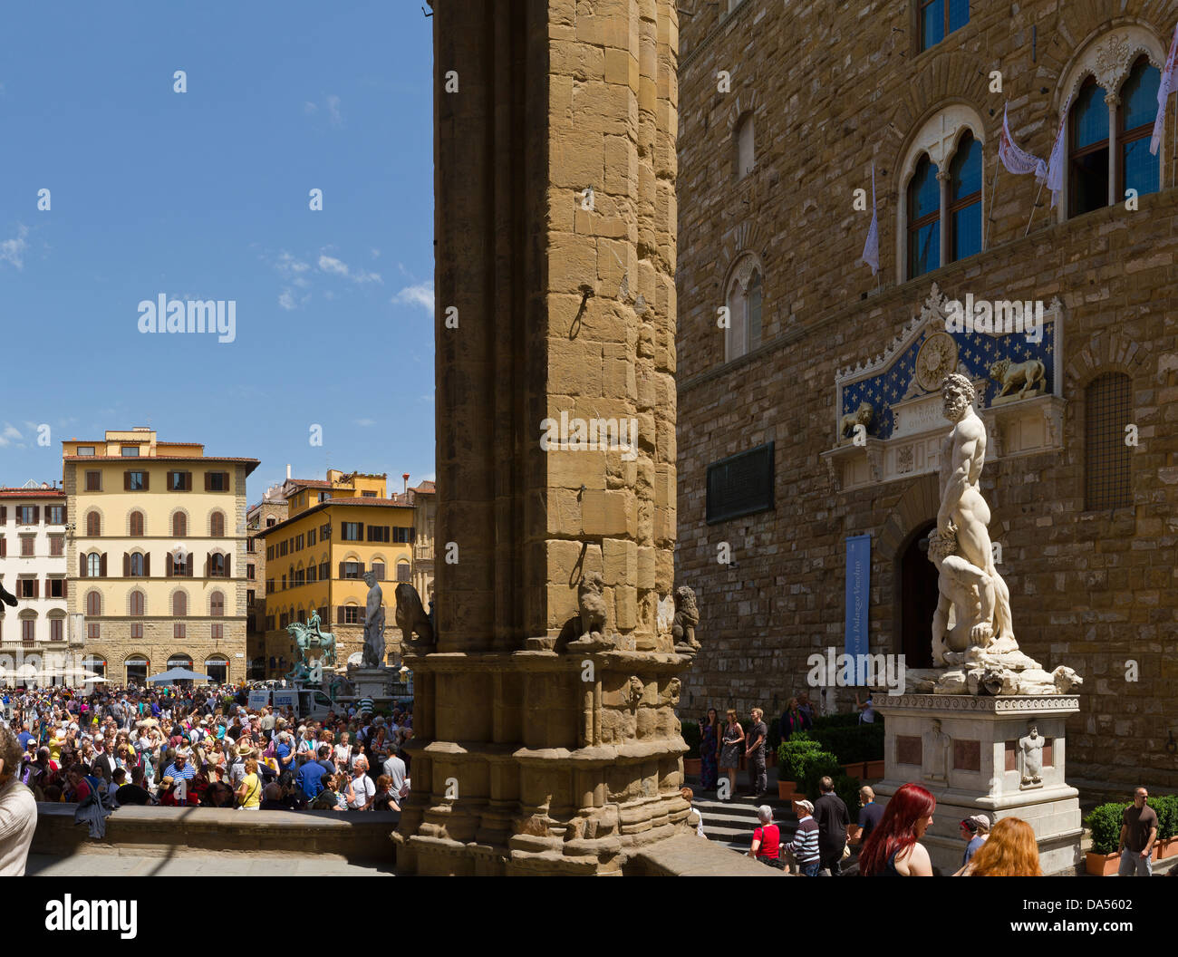 Florenz, Italien, Europa, Toskana, Toscana, Touristen, Piazza Signoria, Neptun, Palazzo Vecchio Stockfoto