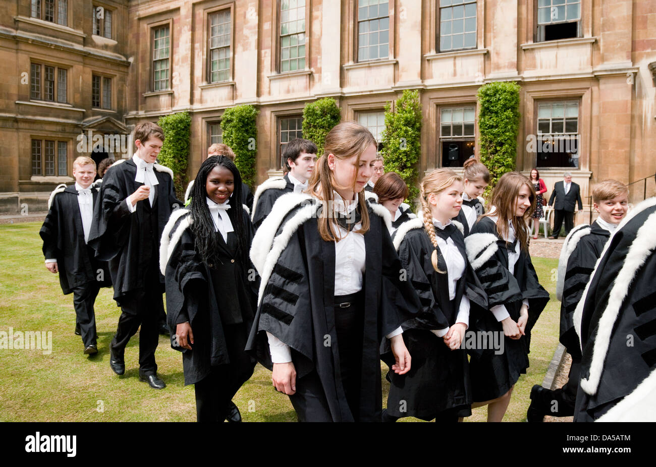 Graduating Students Cambridge University Graduation Stockfotos Und