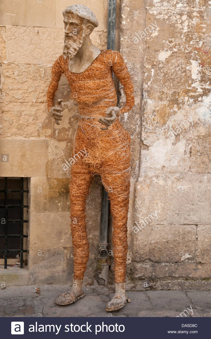 Lecce papier PappmachéStatue unter Konstruktion, Lecce, Apulien