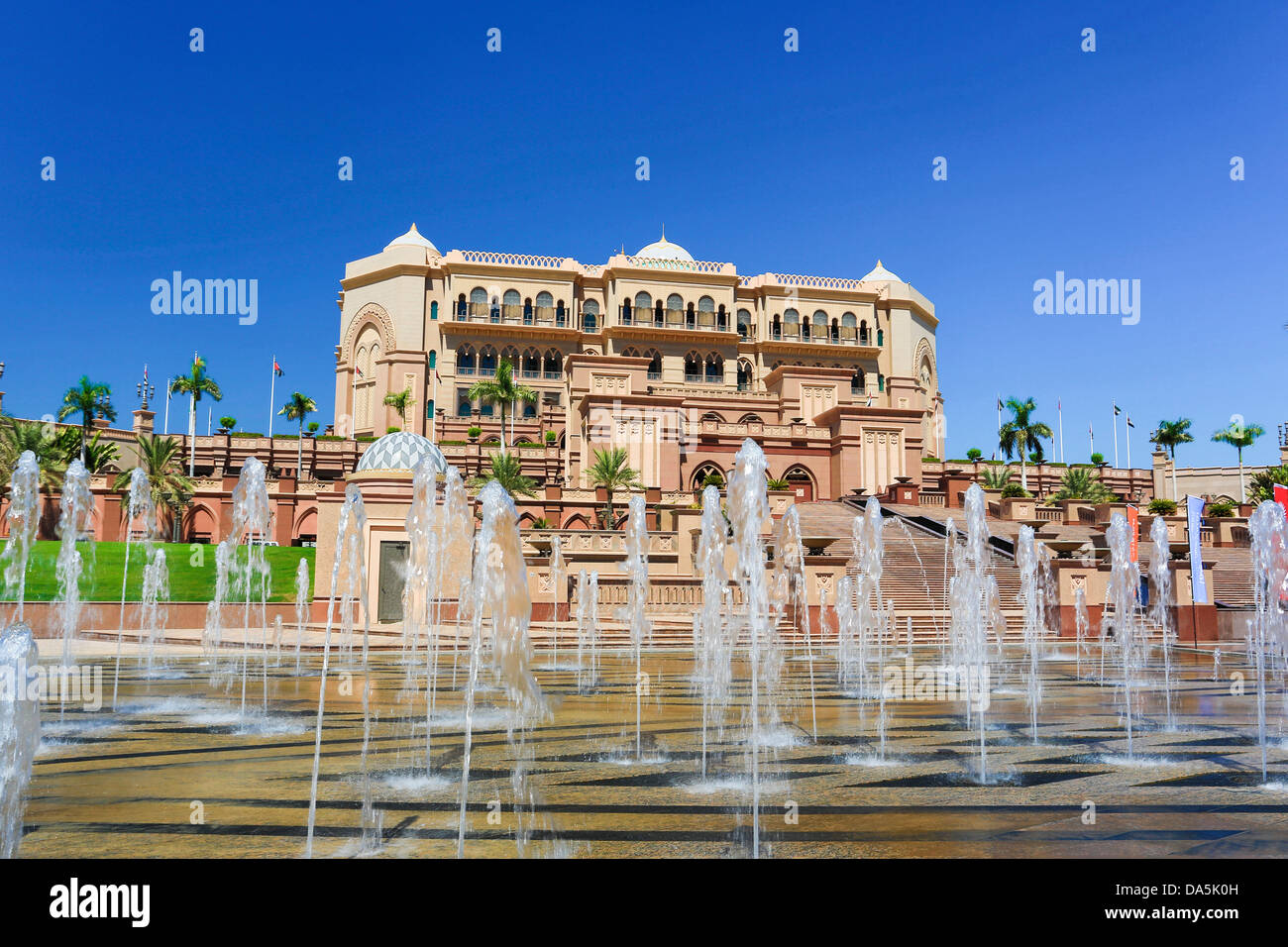 Vereinigte Arabische Emirate, Vereinigte Arabische Emirate, Naher Osten, Abu Dhabi, Stadt, Emirates Palace, Architektur, Emirate, berühmten, Brunnen, luxuriös, Stockfoto