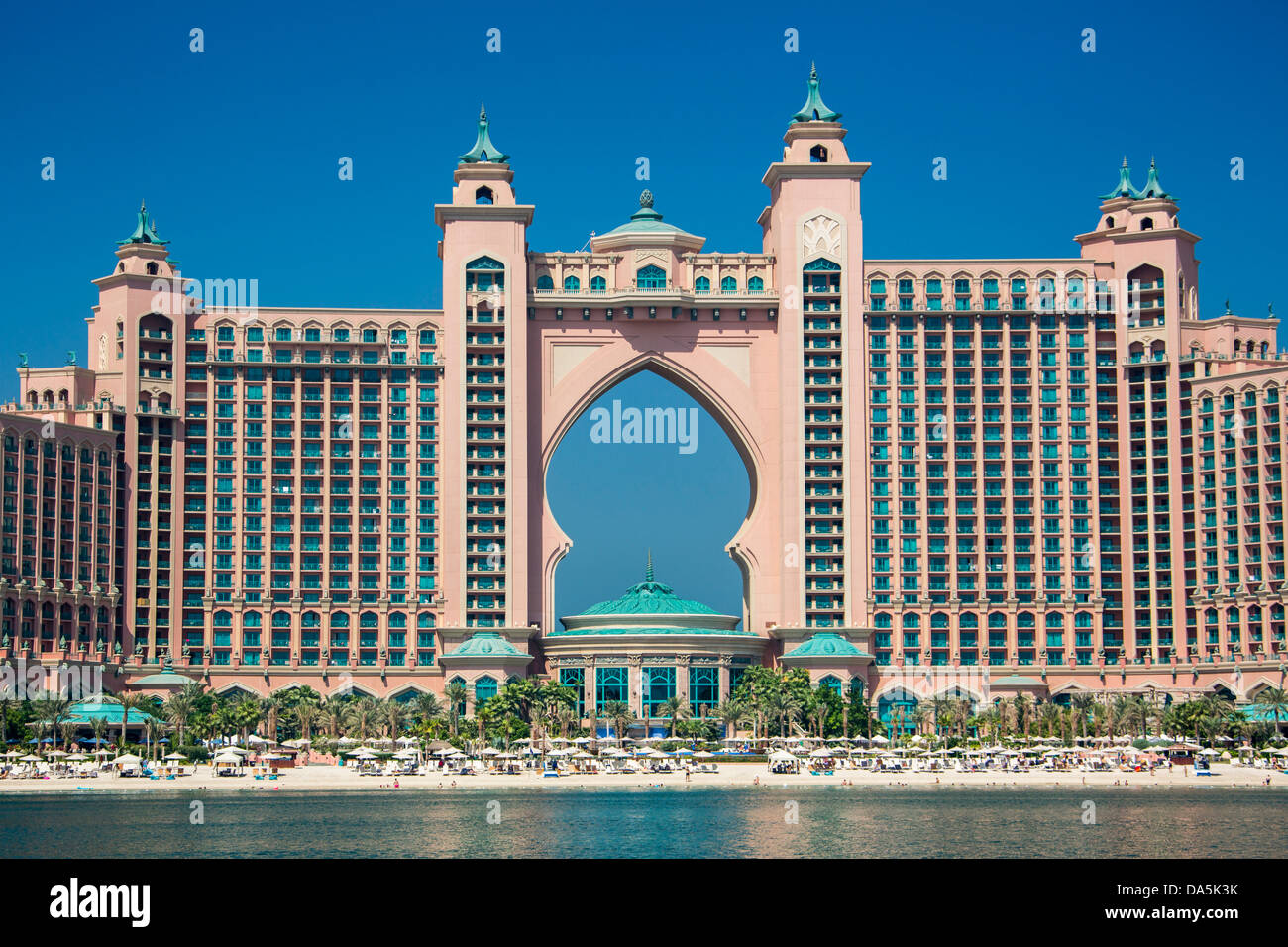 Vereinigte Arabische Emirate, Vereinigte Arabische Emirate, Dubai, City, Jumeirah, Palm Jumeirah, Atlantis, Gebäude, Bogen, Atlantis, Strand, berühmt, Hotel, Palm, Stockfoto