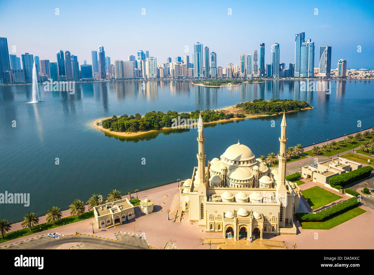 Vereinigte Arabische Emirate, Vereinigte Arabische Emirate, Naher Osten, Sharjah, Stadt, Al Noor, Architektur, Bucht, Stadt, Bau, Entwicklung, Emirate, fo Stockfoto