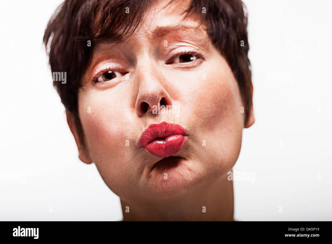 Frau mit Lippen schmollend Stockfoto