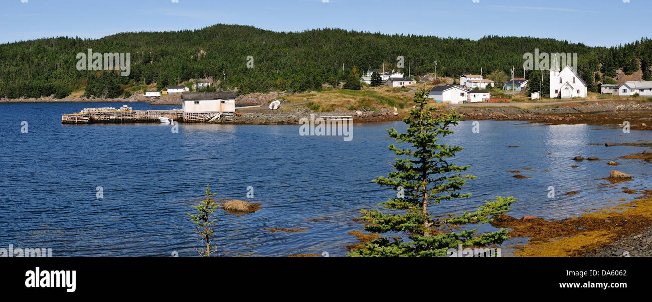 Fishing Village, North Coast, Neufundland, Kanada, Dorf, Wasser, Wald Stockfoto