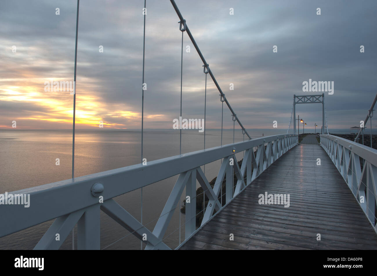 Bridge, Kanada Malbaie, Quebec, St. Lawrence River, Fluss, Dämmerung, Horizontal, Sonnenuntergang, Wasser Stockfoto