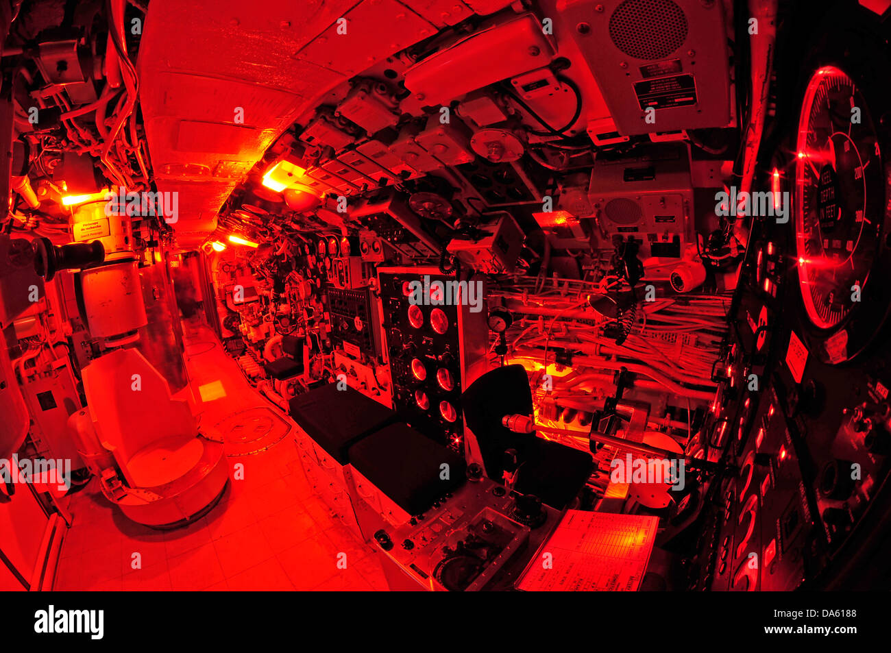 Onondaga, u-Boot, Pointe au Pere, Rimouski, Kanada, Quebec, historische, Marine, Militär, Innenraum, schmal, rot, Stockfoto