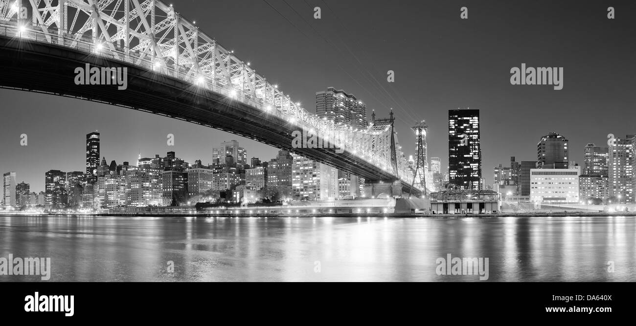 Queensboro Bridge über New Yorker East River Stockfoto