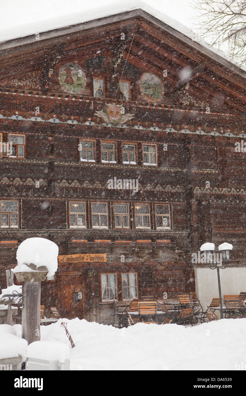 Häuser, Wohnungen, Kandersteg, BE, Winter, Kanton Bern, Berner Oberland, Schnee, Holzhaus, Schweiz, Europa, Stockfoto