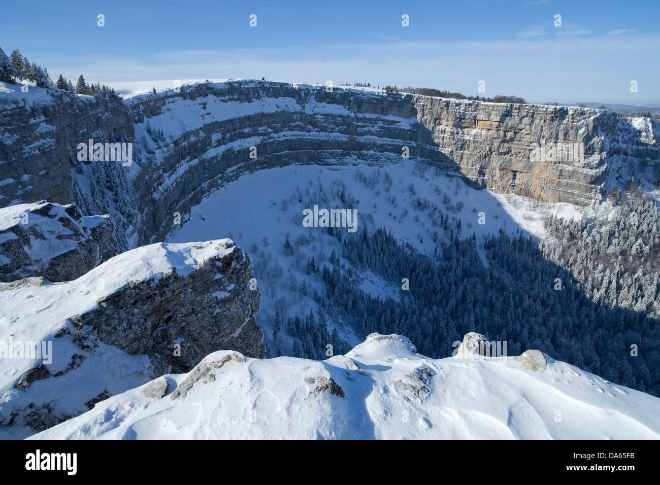 Creux du van, Val de Travers, Neuenburger Jura, Kanton, JU, Schnee, Winter, Klippe, Fels, Felsen, Stein, Berge, Schweiz, Europ Stockfoto