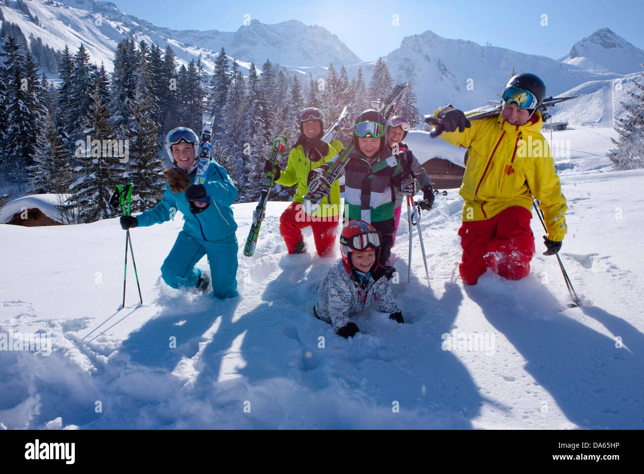 Winter-Chat, Familie, Gruppe, Skigebiet, Adelboden, Winter, Kanton Bern, Berner Oberland, Tourismus, Urlaub, Familie, winter-sp Stockfoto