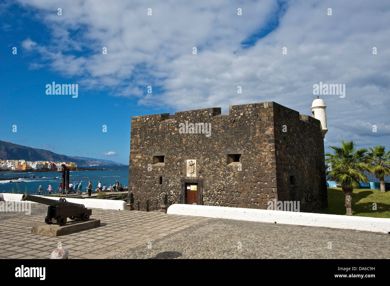 Teneriffa, Teneriffa, Kanaren, Kanarische Inseln, Spanien, Spanisch, Europa, Puerto De La Cruz, Burg, Burgen, Gebäude, Neubau Stockfoto