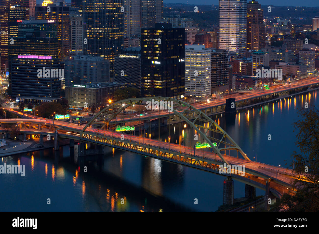 FORT PITT BRÜCKE MONONGAHELA RIVER PITTSBURGH PENNSYLVANIA USA Stockfoto