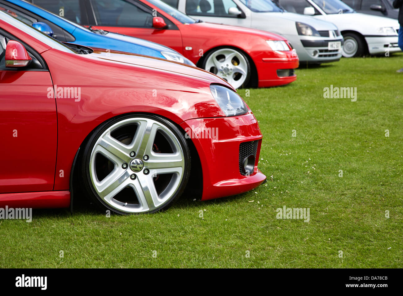 geänderte benutzerdefinierte Leistung Auto Show Grafschaft unten Nordirland Vereinigtes Königreich gesenkt Stockfoto