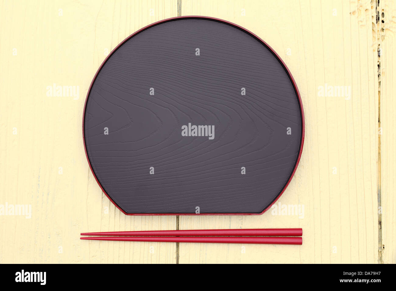 Platte und Stäbchen mit japanischen Stil Stockfoto