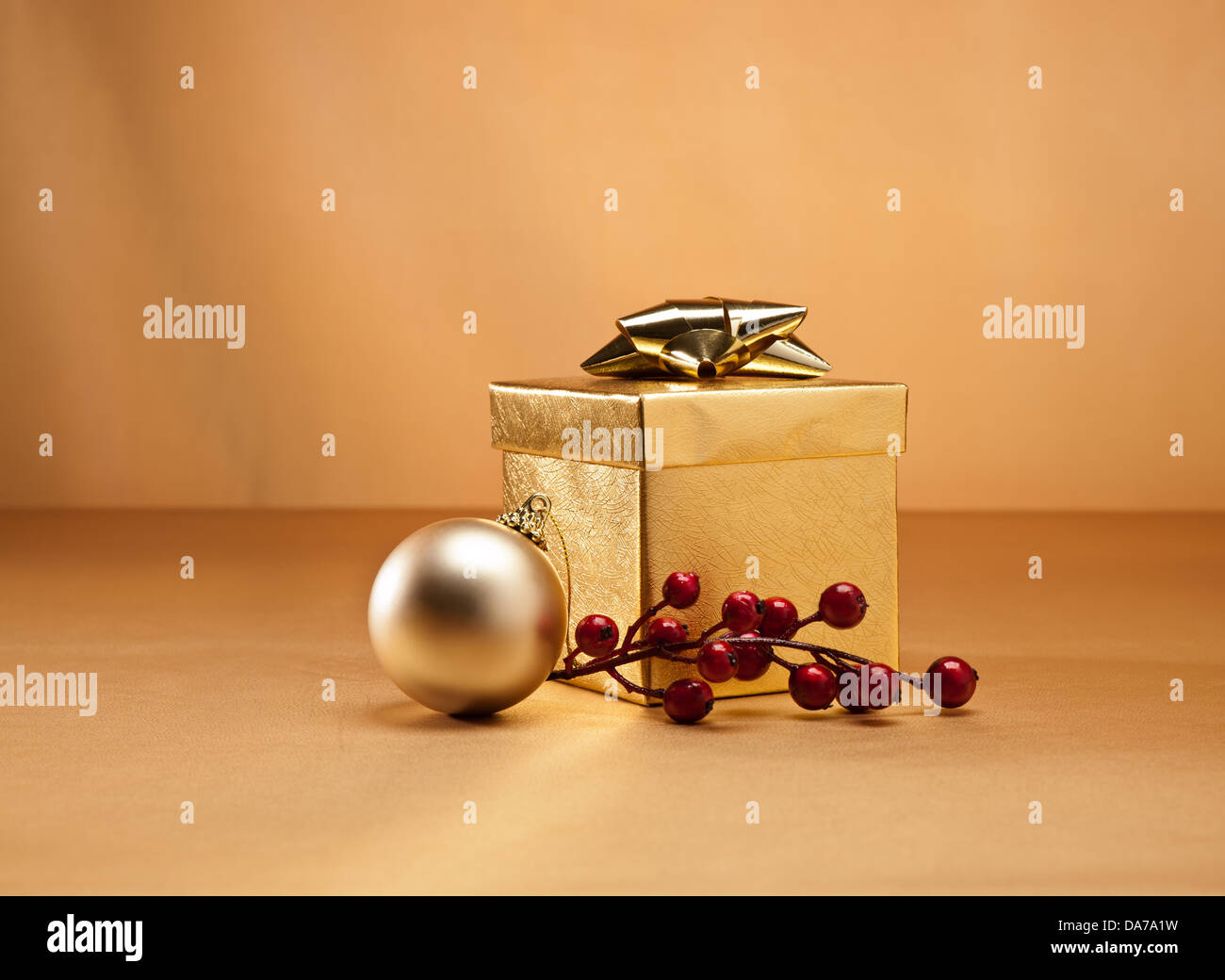 Gold in Weihnachten Einstellung für viele Veranstaltungen vorhanden Stockfoto