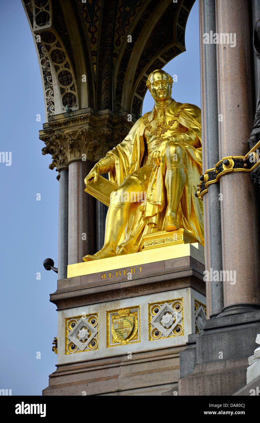 Das Albert Memorial - architektonische Details und aufwendige Dekoration der des Denkmals Stockfoto