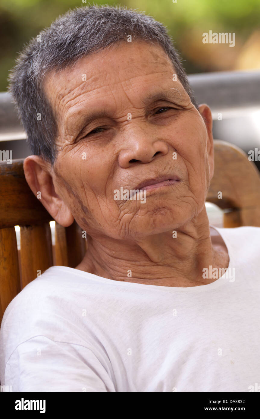 Altern - chinesische Porträt des alten Mannes Stockfoto