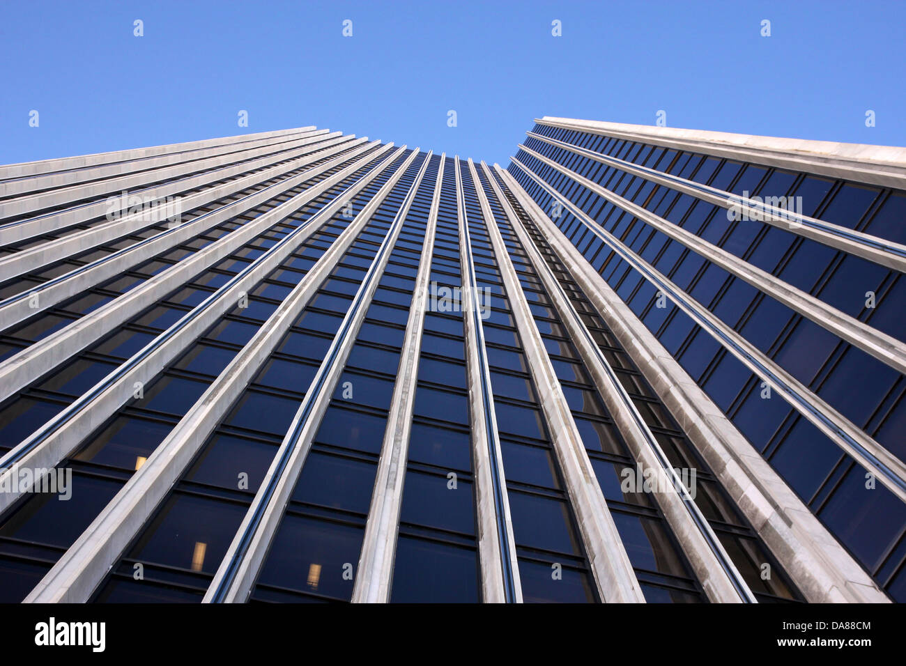Sehen Sie die Fassade der Albanys Landmark Bürgermeister Erastus Corning Tower. Stockfoto