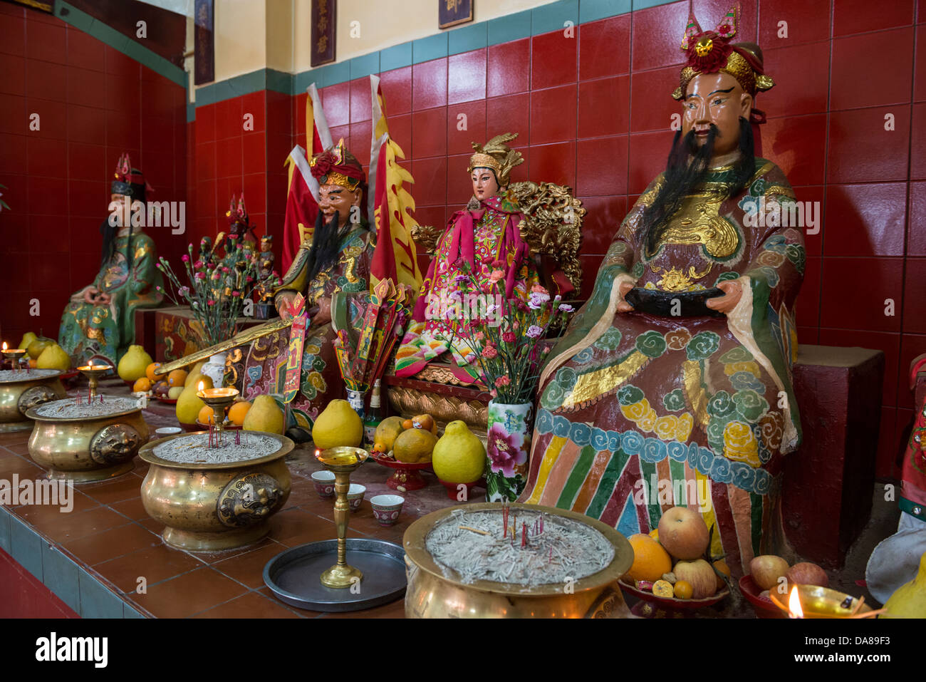 Hauptaltar in Tin Hau Tempel in Stanley, Hong Kong Stockfoto