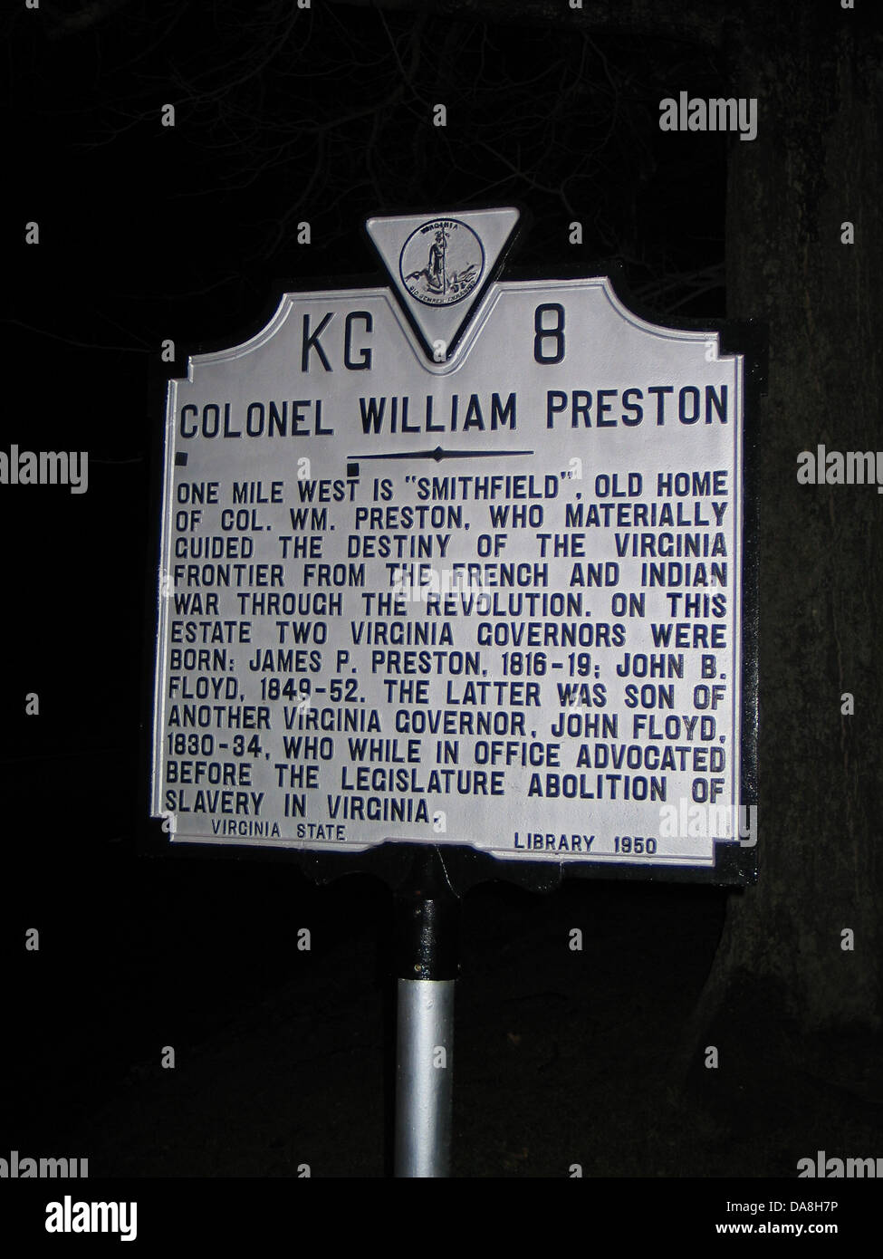 Oberst WILLIAM PRESTON eine Meile westlich ist "Smithfield", alte Haus von Oberst Wm. Preston, die materiell das Schicksal der Virginia Grenze aus dem Franzosen- und Indianerkrieg durch die Revolution geführt. Auf diesem Anwesen wurden zwei Gouverneure von Virginia geboren; James P. Preston, 1816-19; John B. Floyd, 1849-52. Letzteres war Sohn von einem anderen Virginia Gouverneur John Floyd, 1830-34, die während im Büro vor der Gesetzgeber Abschaffung der Sklaverei in Virginia befürwortet. Virginia State Library, 1950. Stockfoto