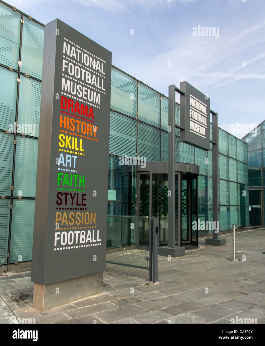 Das National Football Museum, Teil der Urbis Gebäude im Zentrum von Manchester, England Stockfoto
