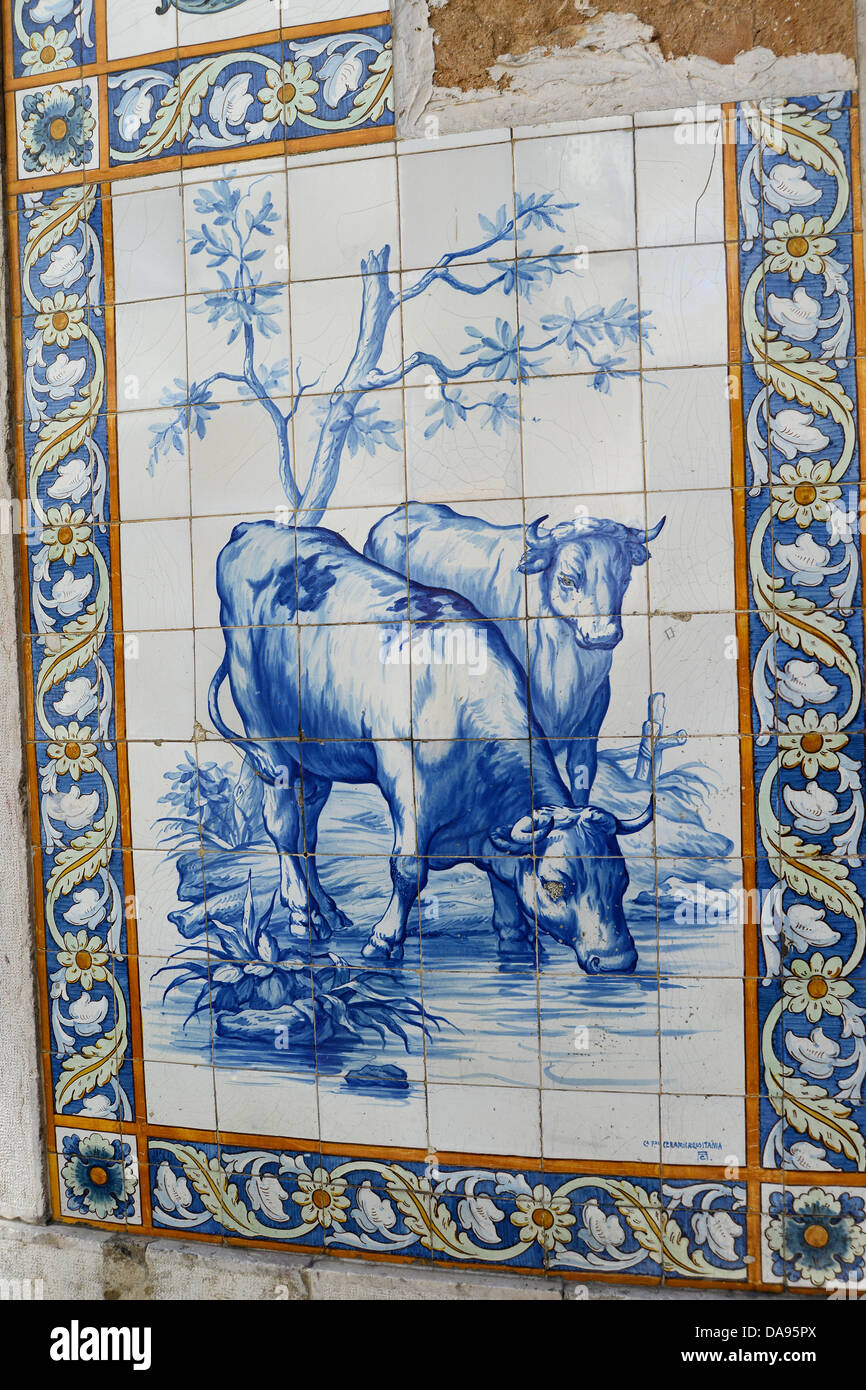 Azulejos an Fassade der Metzgerei Lissabon Portugal Stockfoto