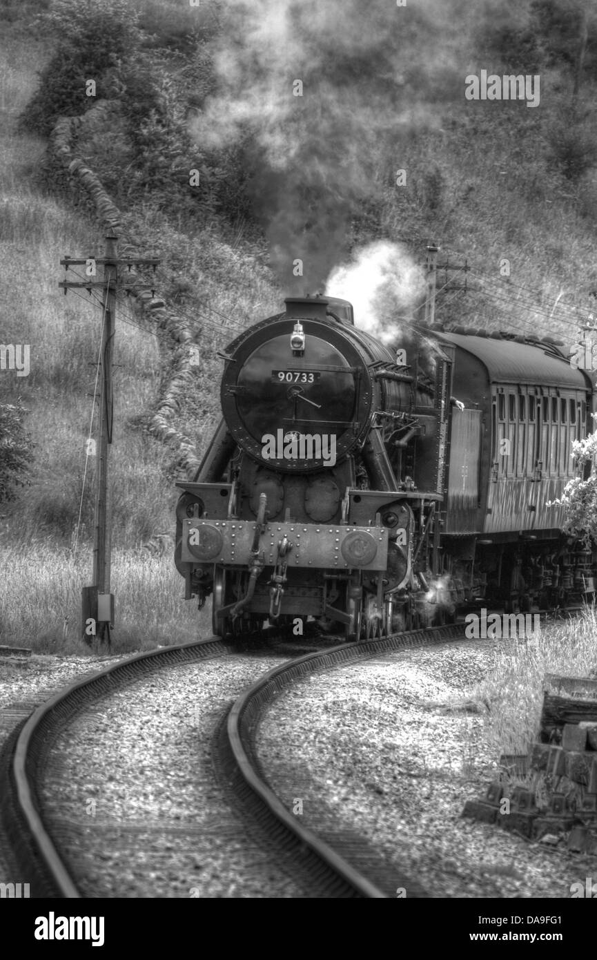 90733, jetzt restauriert und auf den Keighley & Worth Valley Railway erhalten ist der einzige W.D Sparmaßnahmen 2-8-0 in der Existenz. Stockfoto