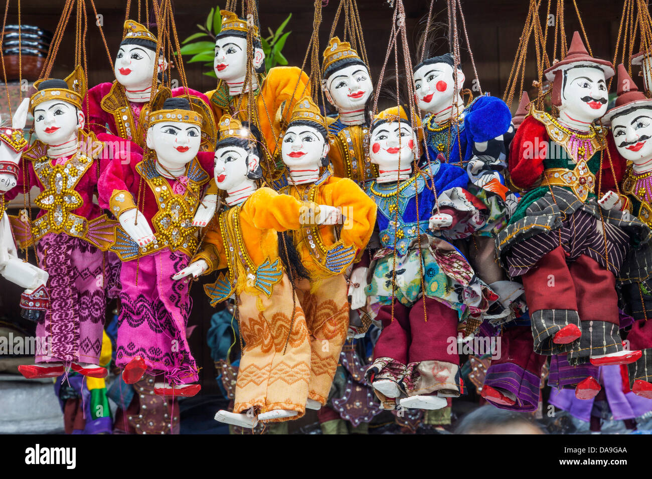 Asien, Myanmar, Burma, Yangon, Rangun, Bogyoke, Bogyoke Markt, Markt, Märkte, Marionette, Marionetten, burmesischen Kunst, Shop, Geschäft Stockfoto