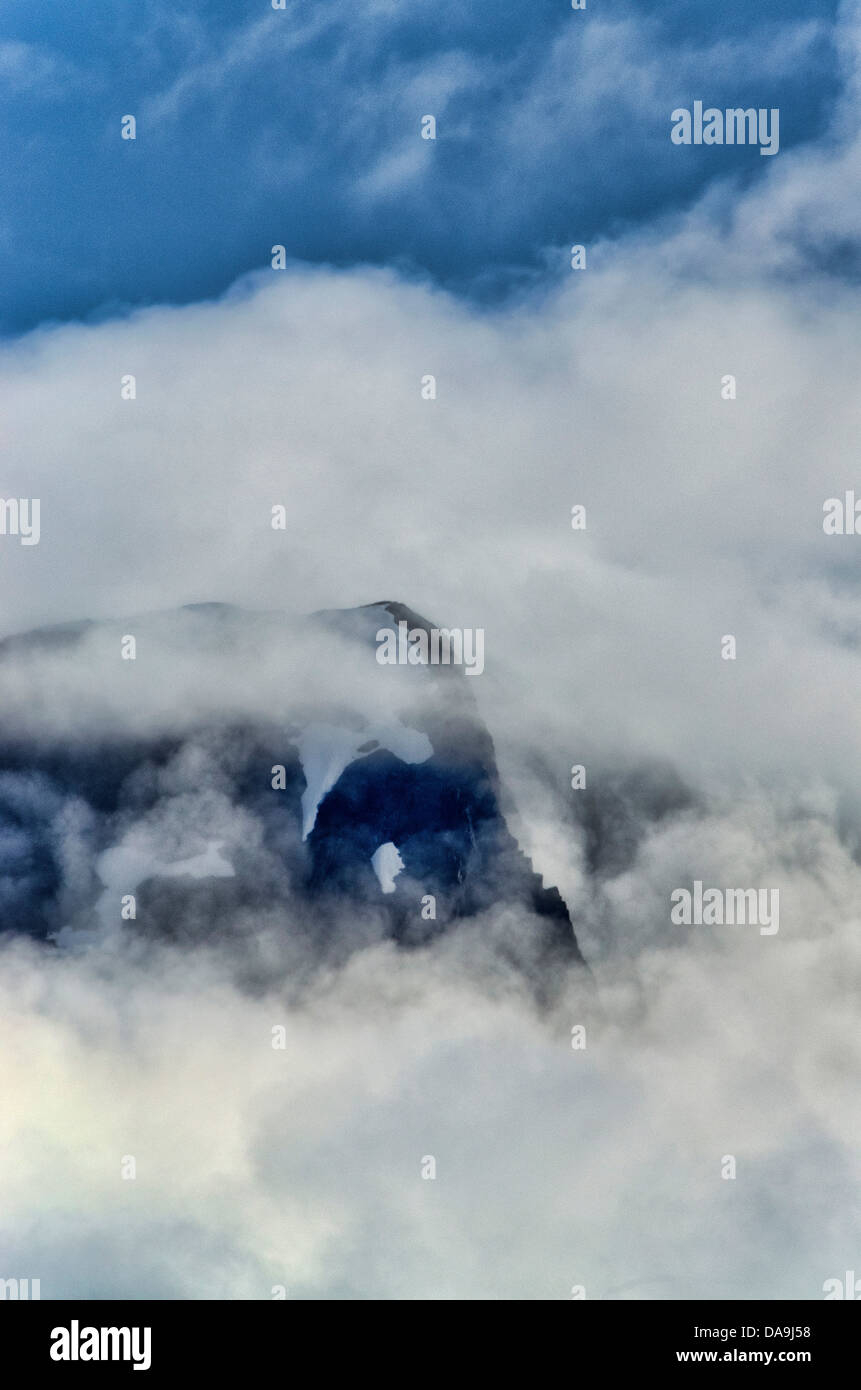 Chugach National Forest über Portage Lake, Alaska, USA, Landschaft, Wolken Stockfoto