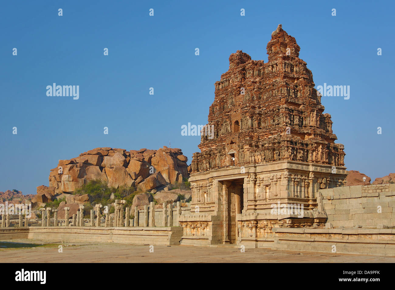 Indien, Süd-Indien, Asien, Karnataka, Hampi, Ruinen, Vijayanagar, 15. Jahrhundert, Weltkulturerbe, Vittala, Tempel, Architektur, Kultur Stockfoto