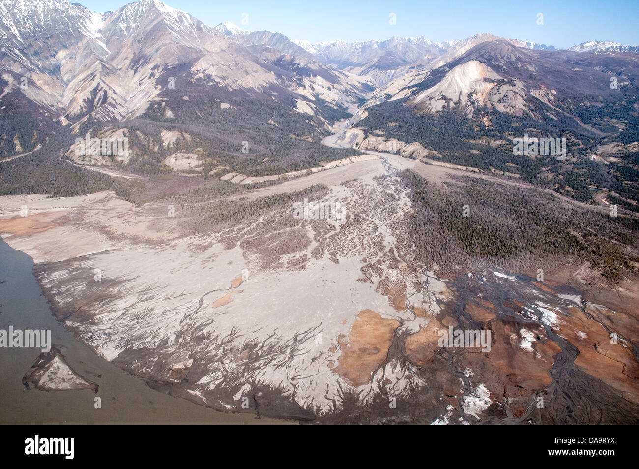 Eine Luftaufnahme des Slims River Valley im Kluane National Park im Yukon Territory, Kanada. Stockfoto