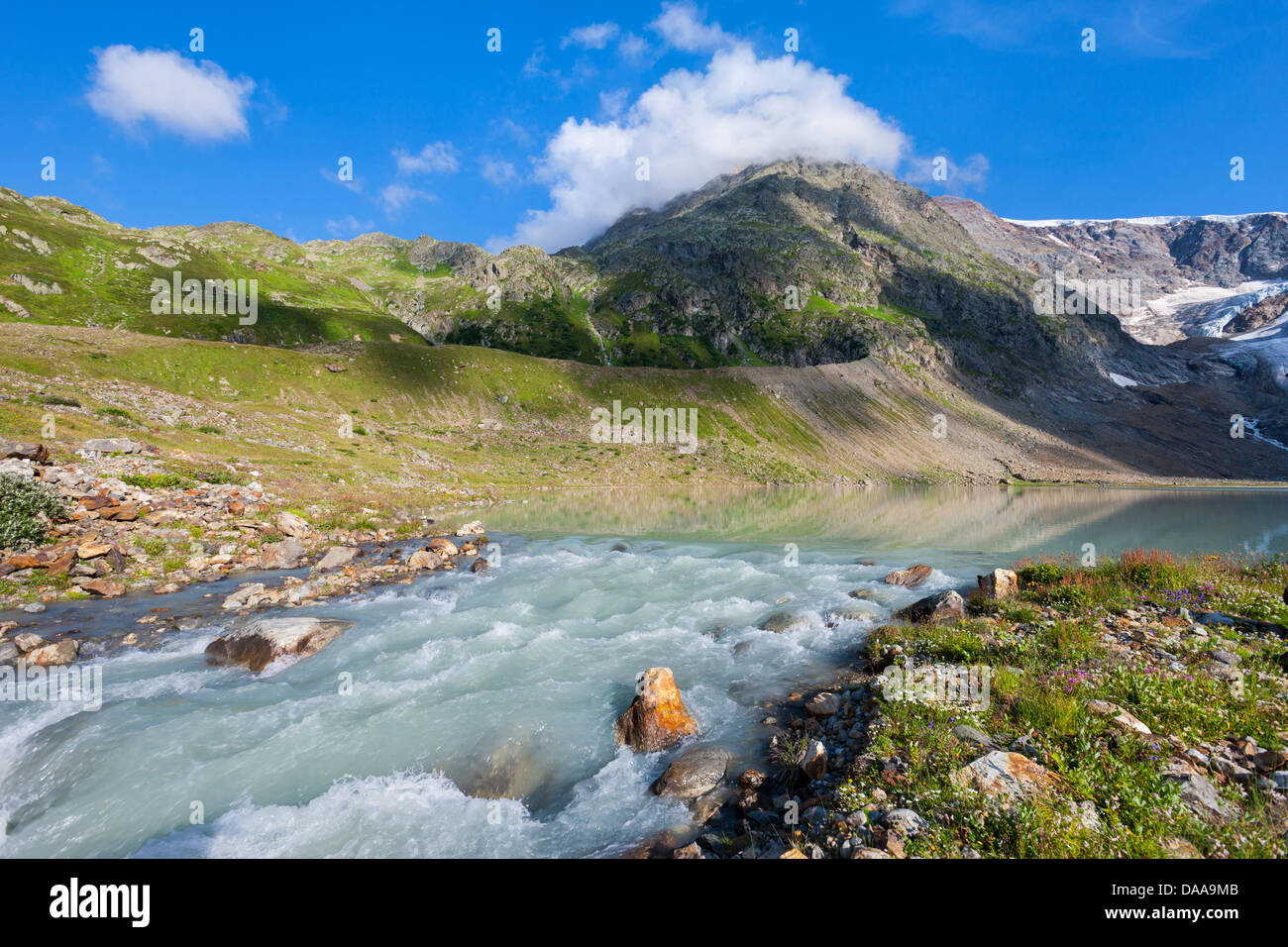 Steinsee, Schweiz, Europa, Kanton Bern, Berner Oberland, Gadmental, Bergsee, Lake Outlet, Gletscher, Moränen Stockfoto