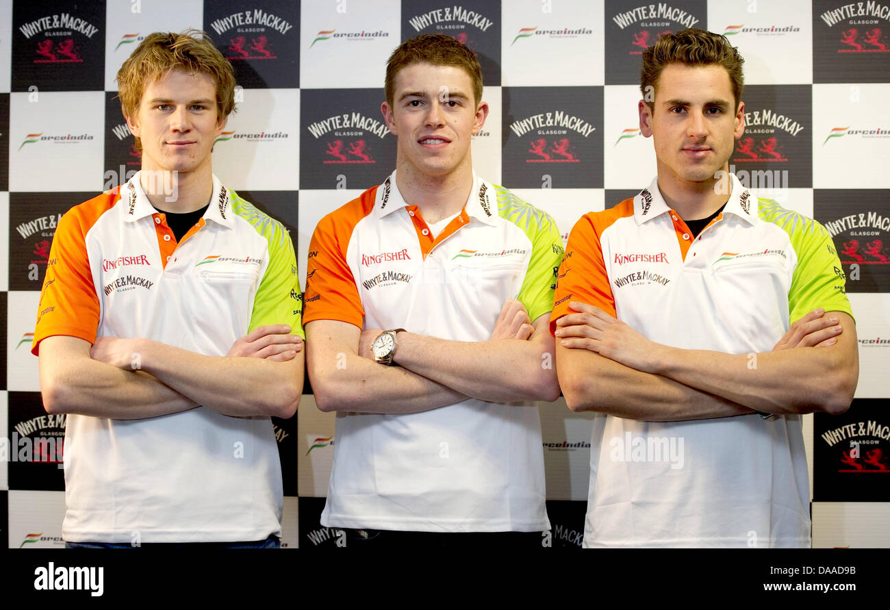 (L-R) Die Force India-Piloten für 2011 Formel1 Saison, Deutsche Nico Huelkenberg, Brite Paul di Resta und deutschen Adrian Sutil Pose für ein Bild bei der Fahrer Ankündigung an Whyte & Mackay, Glasgow, Großbritannien, 26. Januar 2011. Foto: Craig Williamson / Force India Formel 1 Team Handout - nur zur redaktionellen Verwendung Stockfoto