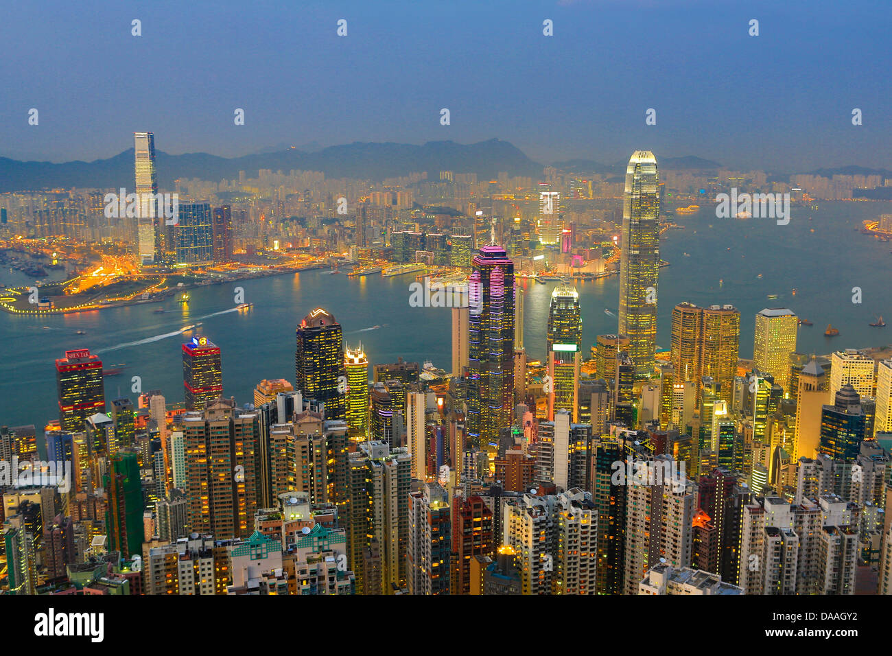 Hong Kong, China, Asien, Stadt, Abend, Twilight, Victoria Peak, Kowloon, Finanz, Center, Gebäude, Architektur, Gebäude, c Stockfoto
