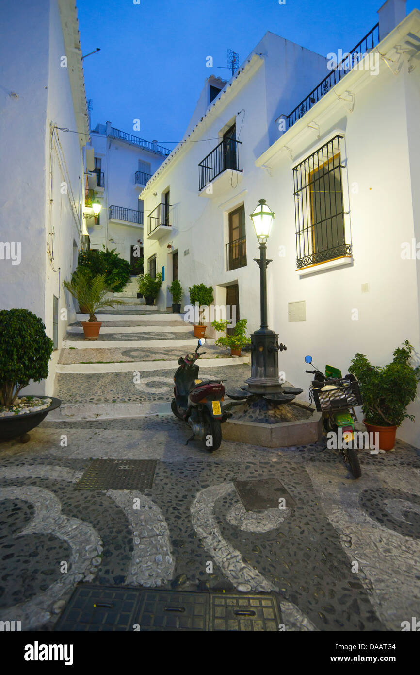 Frigiliana, Abend, Mountain Village, Nerja, Malaga, La Axarquía, Andalusien, Costa Del Sol, Spanien Stockfoto